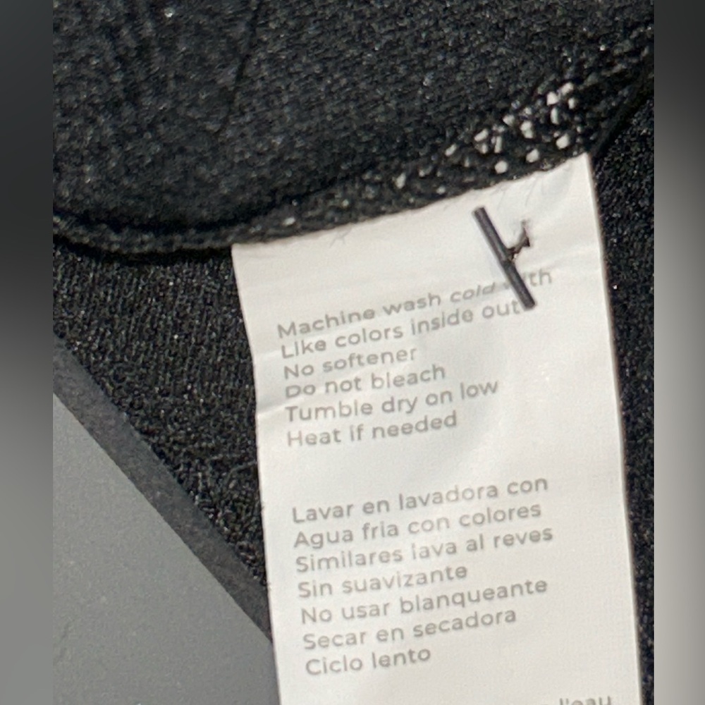 NWT Fabletics Men's Black Performance Tank Top Size Large - Picture 6 of 6